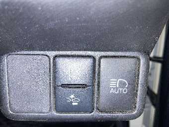 TOYOTA AQUA 2019 Image 12