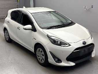 TOYOTA AQUA 2019 Image 3