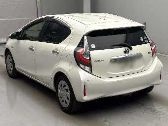 TOYOTA AQUA 2019 Image 4