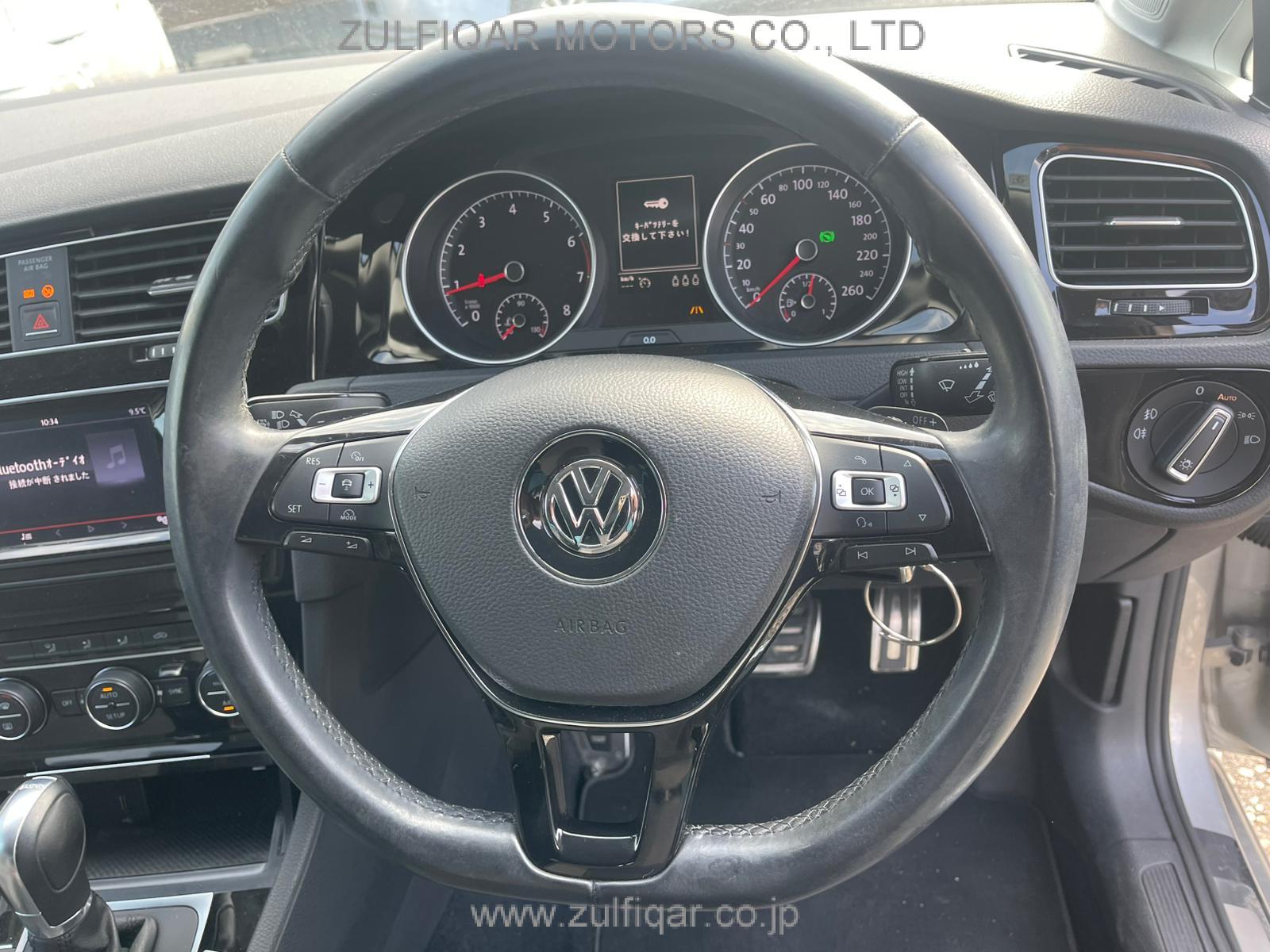 VOLKSWAGEN GOLF 2013 Image 3