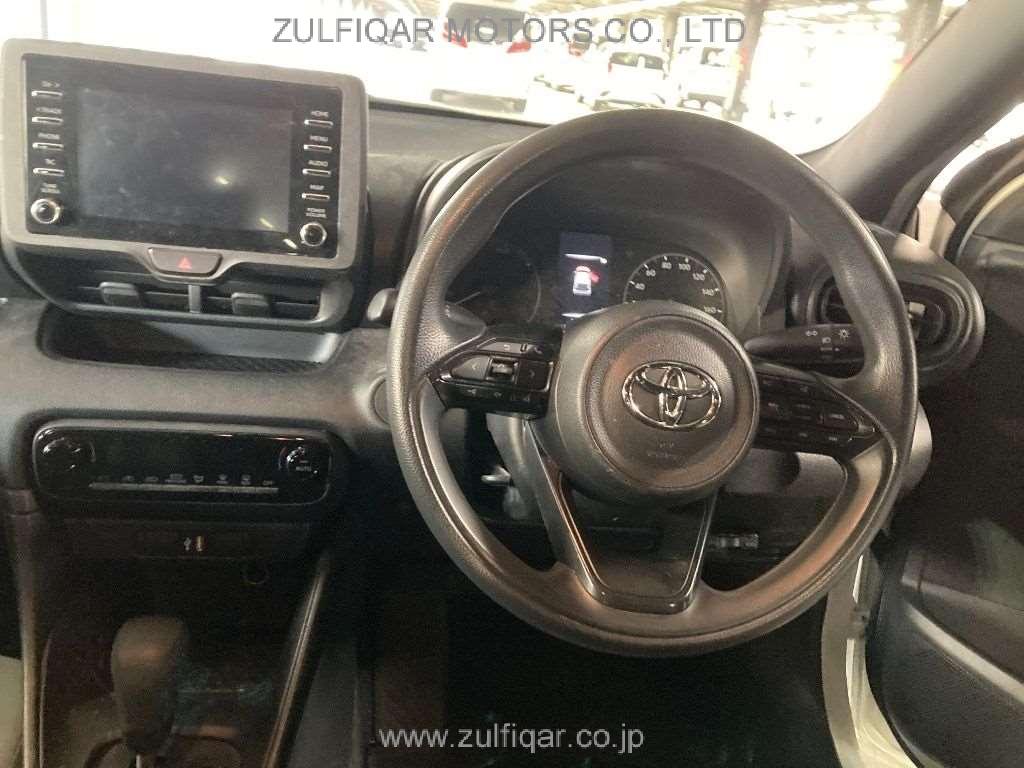 TOYOTA YARIS 2022 Image 6