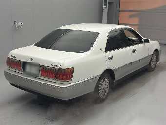 TOYOTA CROWN 2001 Image 2