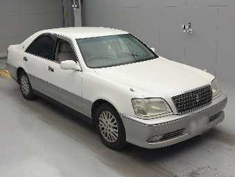 TOYOTA CROWN 2001 Image 3