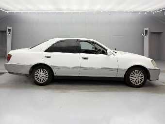 TOYOTA CROWN 2001 Image 6