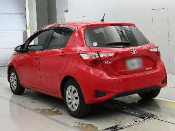 TOYOTA VITZ 2019 Image 6