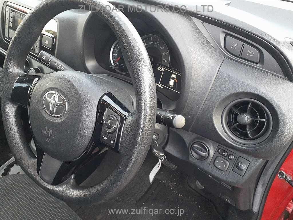 TOYOTA VITZ 2019 Image 9