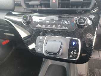 TOYOTA AQUA 2023 Image 11