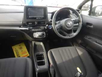 TOYOTA AQUA 2023 Image 11