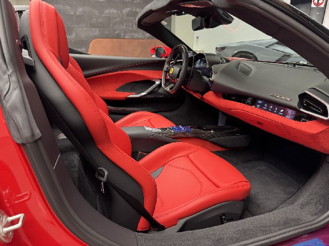 FERRARI 296GTS 2025 Image 27