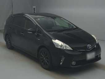 TOYOTA PRIUS ALPHA 2014 Image 3