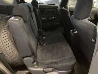 TOYOTA PRIUS ALPHA 2014 Image 8