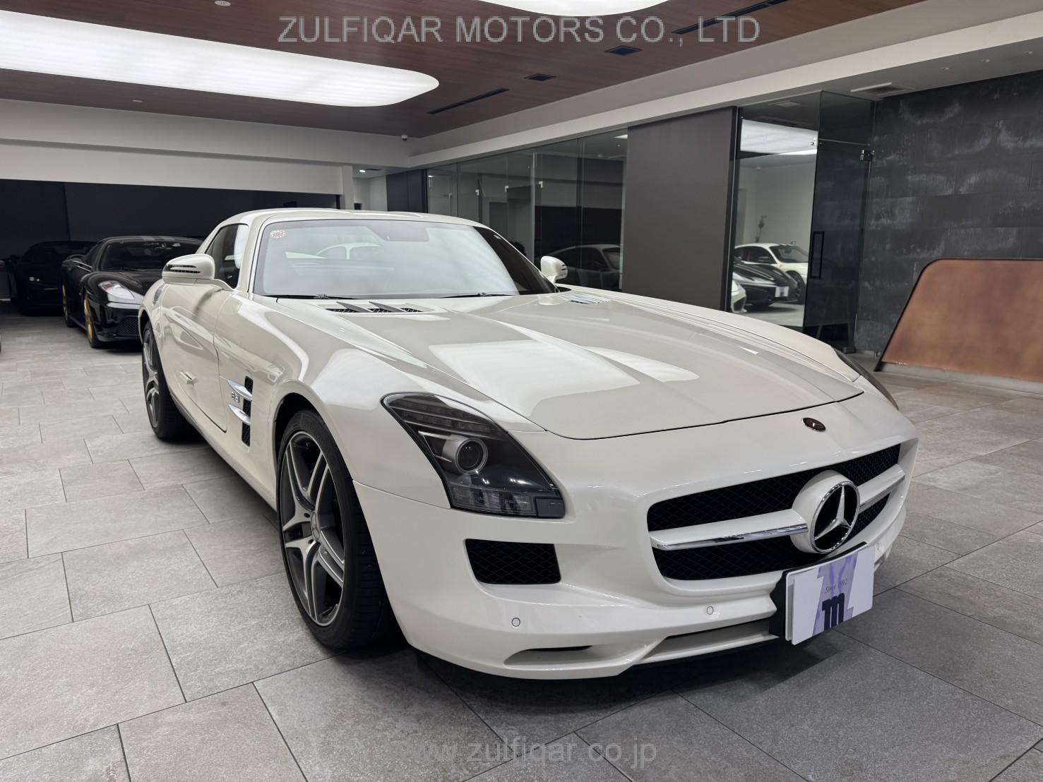 MERCEDES BENZ SLS AMG 2010 Image 11