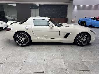 MERCEDES BENZ SLS AMG 2010 Image 12