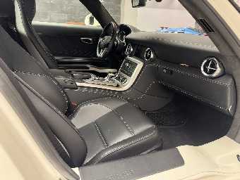 MERCEDES BENZ SLS AMG 2010 Image 20