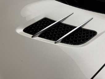 MERCEDES BENZ SLS AMG 2010 Image 25