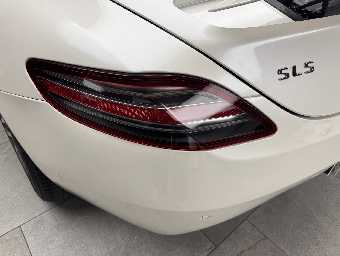 MERCEDES BENZ SLS AMG 2010 Image 29