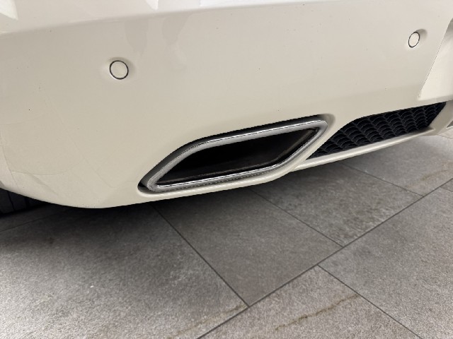 MERCEDES BENZ SLS AMG 2010 Image 36
