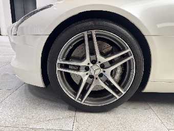 MERCEDES BENZ SLS AMG 2010 Image 34