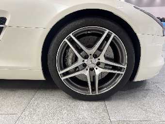 MERCEDES BENZ SLS AMG 2010 Image 37