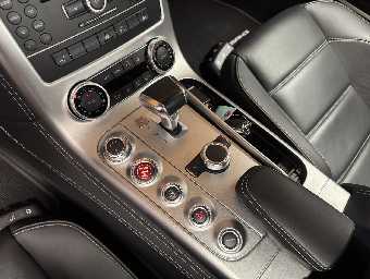 MERCEDES BENZ SLS AMG 2010 Image 46