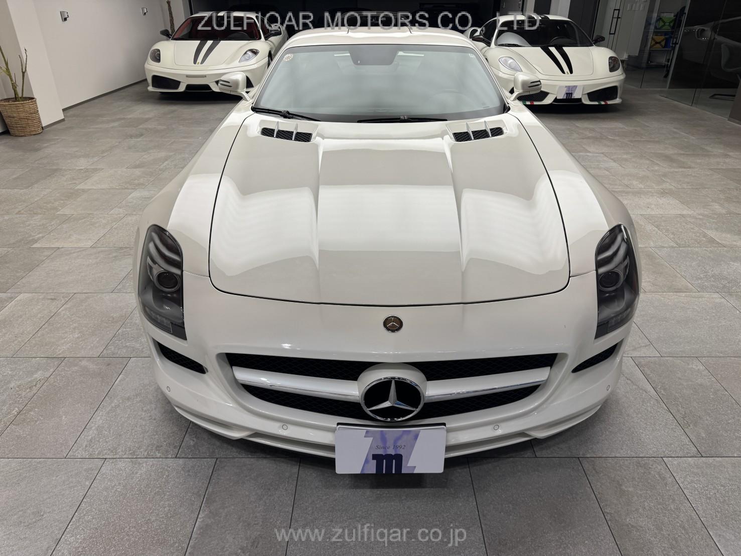 MERCEDES BENZ SLS AMG 2010 Image 10