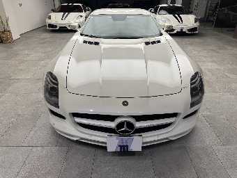 MERCEDES BENZ SLS AMG 2010 Image 10