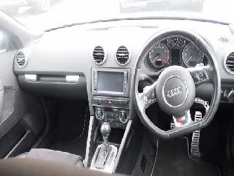 AUDI S3 2011 Image 6