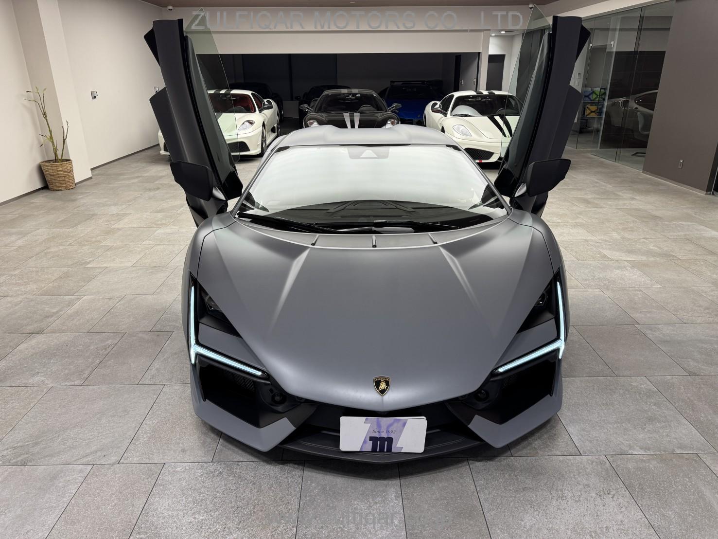 LAMBORGHINI REVUELTO 2025 Image 2