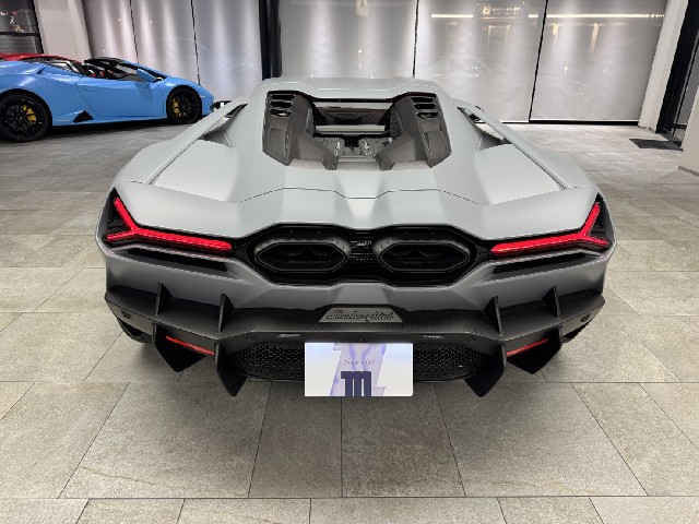 LAMBORGHINI REVUELTO 2025 Image 20