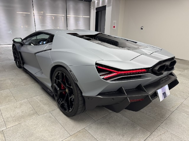 LAMBORGHINI REVUELTO 2025 Image 21