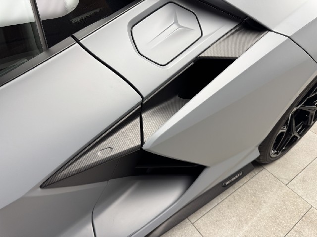 LAMBORGHINI REVUELTO 2025 Image 37