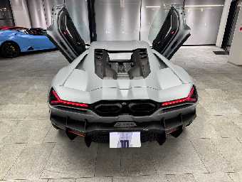 LAMBORGHINI REVUELTO 2025 Image 6