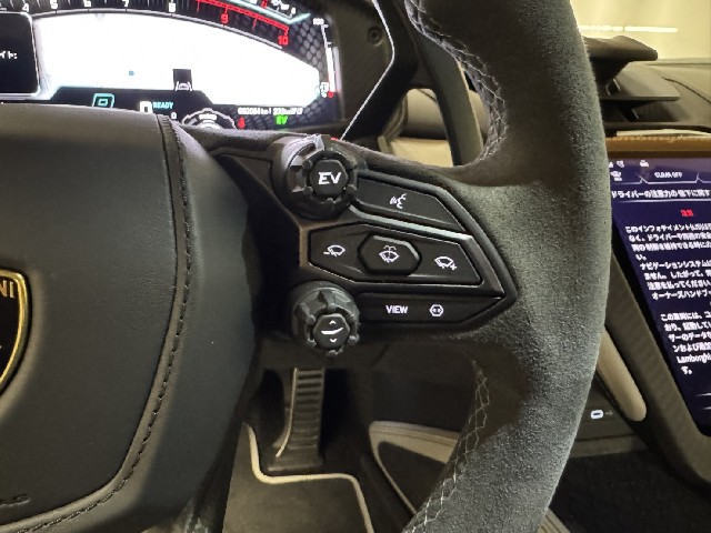 LAMBORGHINI REVUELTO 2025 Image 53