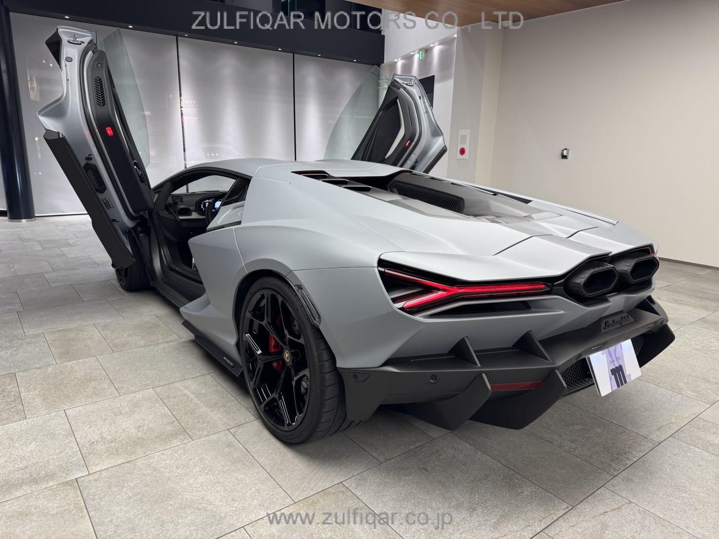 LAMBORGHINI REVUELTO 2025 Image 7