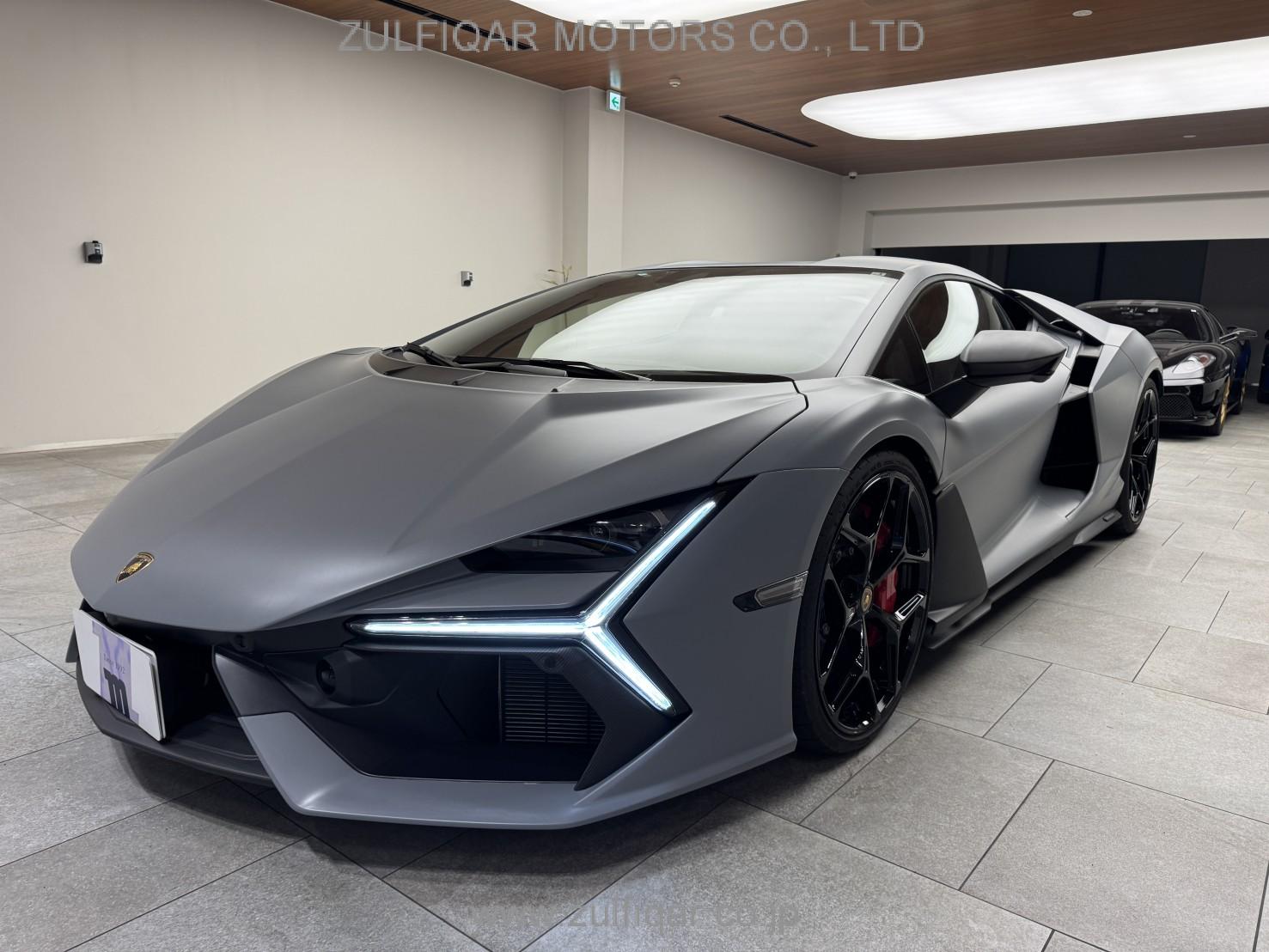 LAMBORGHINI REVUELTO 2025 Image 9