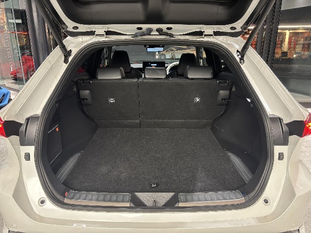 TOYOTA HARRIER HYBRID 2024 Image 31