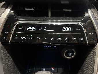 TOYOTA HARRIER HYBRID 2024 Image 45