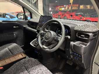 TOYOTA SIENTA 2025 Image 15