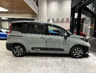TOYOTA SIENTA 2025 Image 4