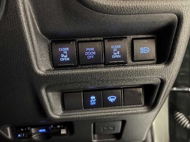 TOYOTA SIENTA 2025 Image 35