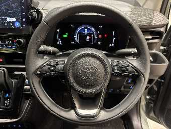 TOYOTA SIENTA 2025 Image 32