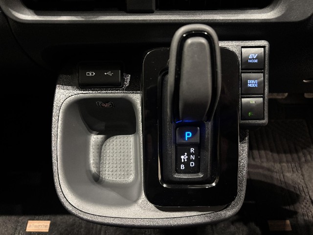 TOYOTA SIENTA 2025 Image 45