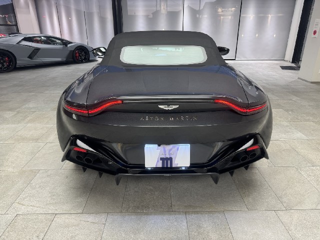 ASTON MARTIN VANTAGE 2022 Image 20