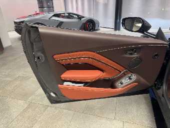 ASTON MARTIN VANTAGE 2022 Image 20