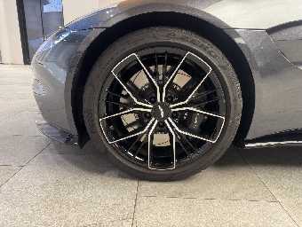 ASTON MARTIN VANTAGE 2022 Image 36