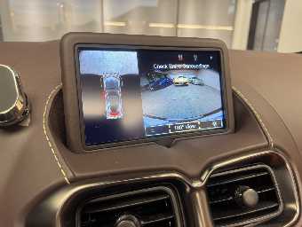 ASTON MARTIN VANTAGE 2022 Image 50