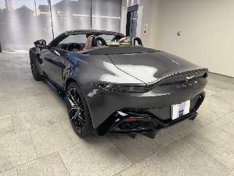 ASTON MARTIN VANTAGE 2022 Image 7