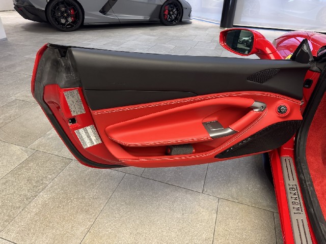 FERRARI F8 SPIDER 2021 Image 42
