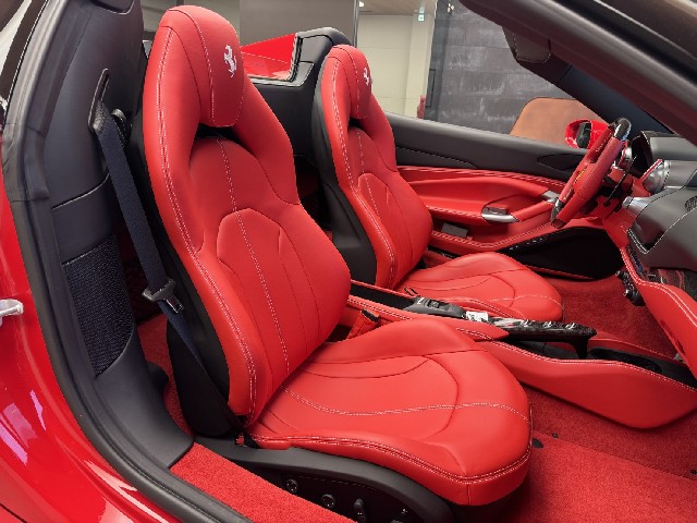 FERRARI F8 SPIDER 2021 Image 45