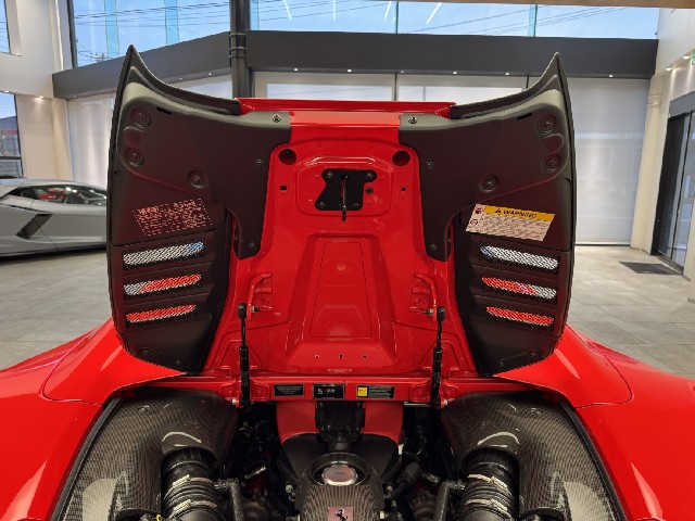 FERRARI F8 SPIDER 2021 Image 62